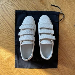 Rag and Bone off white leather shoes.